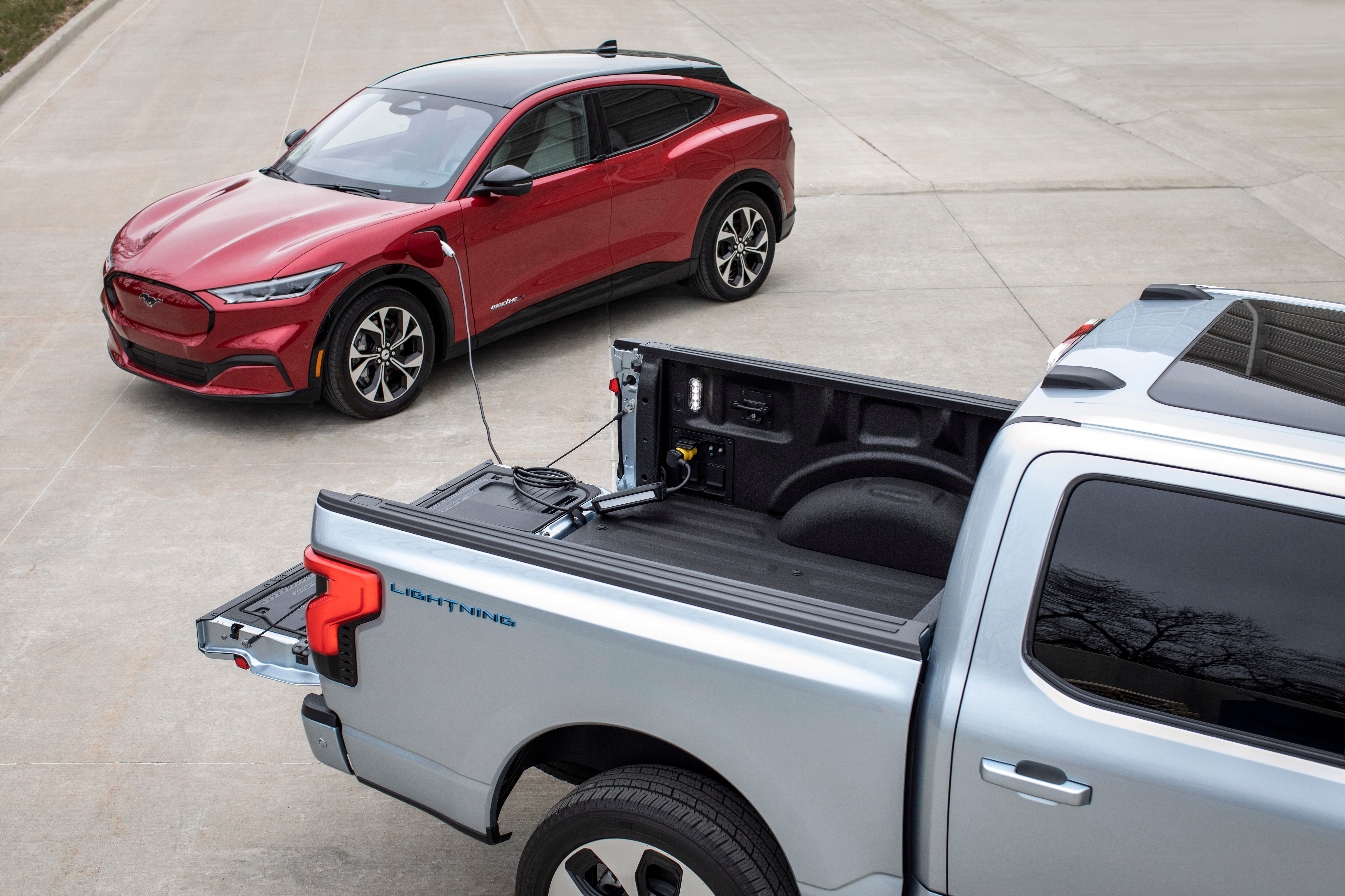 Aftermarket equipment shown. Preproduction Ford F-150 Lightning with optional equipment shown. Available starting spring 2022
